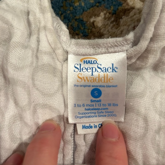 2 muslin hall sleep sacks. Price is for both. - Picture 2 of 3